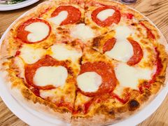 -城市大道红炉披萨烘焙坊