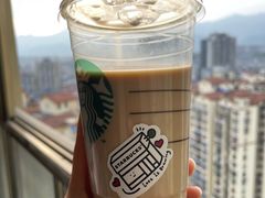 -星巴克(成都东站店)