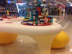 -宝大祥青少年儿童购物中心(南京东路店)