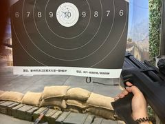 -都市枪神实弹射击俱乐部
