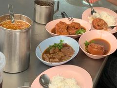-Kha Mu Charoensang(Silom)