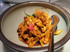 敲糖棒棒鸡-辛香汇·现炒川菜(淮海路百盛店)