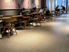 大堂-星巴克(嘉定中信泰富万达广场店)