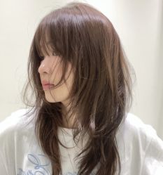 -一東造型烫发染发