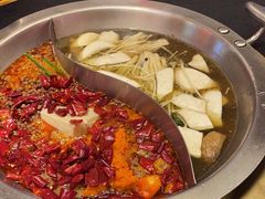 -沸炉重庆老火锅(军事博物馆店)