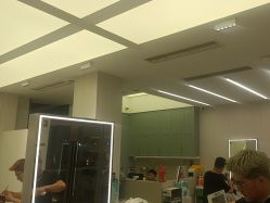 -PE SALON