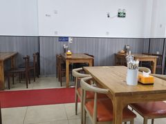 -满口香饭店