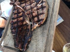 牛排-Ribs & Burgers The Rocks