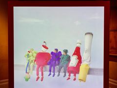 -Nathalie Djurberg与Hans Berg“牛皮纸包裹的月亮”-Prada荣宅当季展览