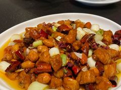 -万重锦·人文川菜馆(骡马市店)