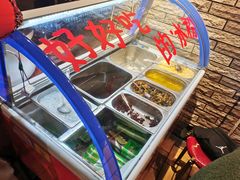-爆炸头阿姨小四川正宗川味小吃(无任何分店)