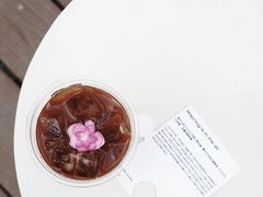 spring&nbsp;in&nbsp;the&nbsp;air-HUGS coffee(东区店)