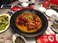 蒜香小龙虾-金陵暴走小龙虾·迷踪蟹(凯德MALL店)