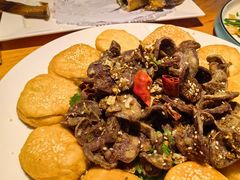 -清风园肘子馆(万家大激店)