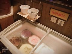 冰淇淋自助-哥老官重庆美蛙鱼头(西湖银泰十一哥店)
