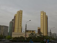 -北京保利大厦酒店(东四十条地铁站店)