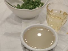 -鲁朗纳麦石锅鸡庄园