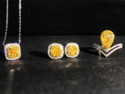 -威德钻石-克拉钻大本营(南京东路店)