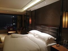 -中山利和希尔顿酒店