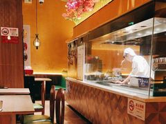 -耶里夏丽·新疆菜·28年喀什老馆(田林东路店)