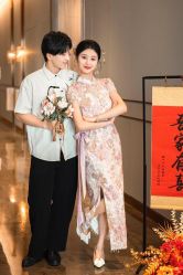 -莫小姐婚纱