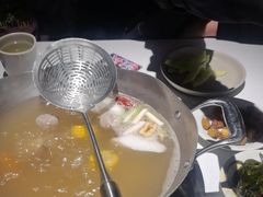 -左庭右院鲜牛肉火锅(金山万达店)