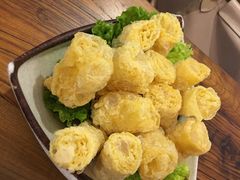 -毛辣果·贵州红酸汤牛肉火锅(西单店)