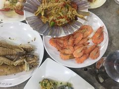 -四川小胡子海鲜(丁村万人海鲜广场店)