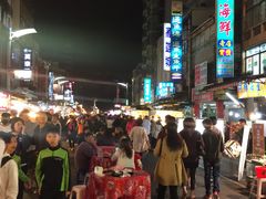-六合夜市
