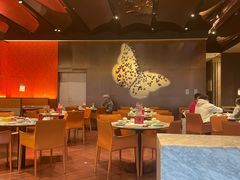 -蝴蝶里·粤菜·点心(滨江龙湖店)