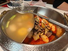 -左庭右院鲜牛肉火锅(南通CBD大有境店)