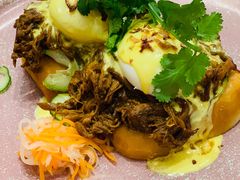 -FLOVIE FLORIST CAFE