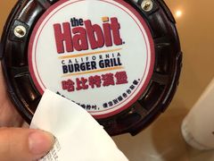 -The Habit Burger Grill 哈比特汉堡(复兴soho店)