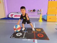 -小小元气运动馆(无锡茂业中心店)