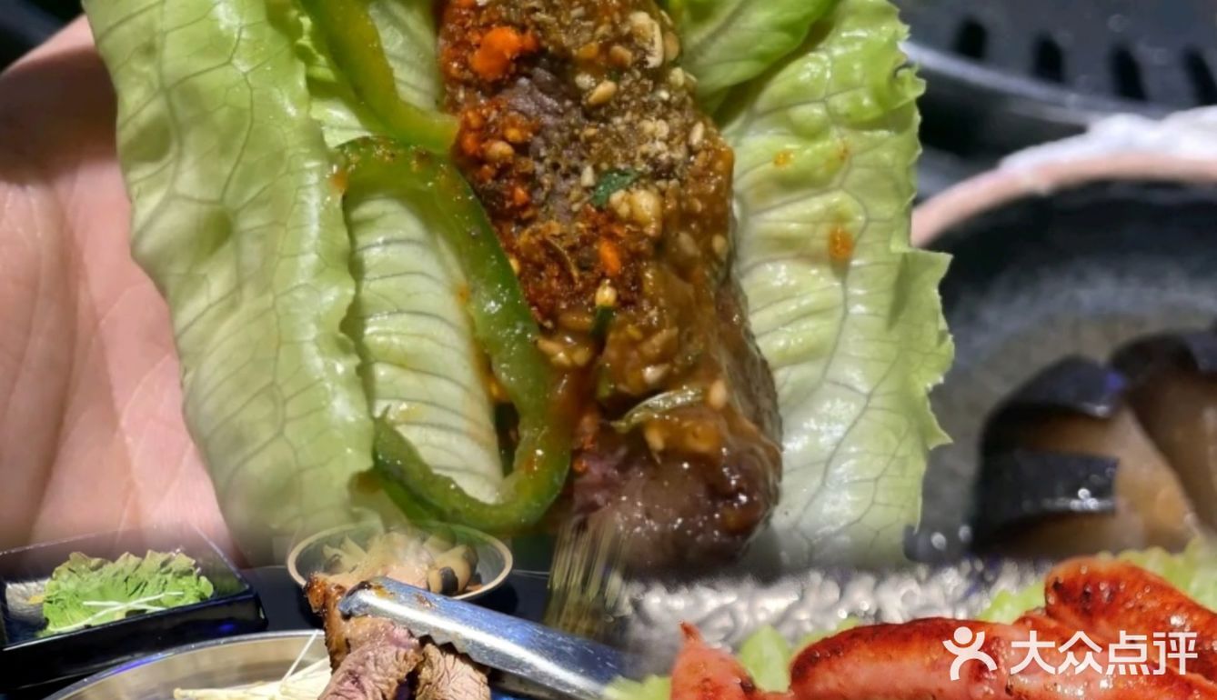 🎉🍽️城中村宝藏烤肉店·热情东北风