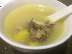 板栗养生鸡-蜀中吴养生板栗鸡(会展店)