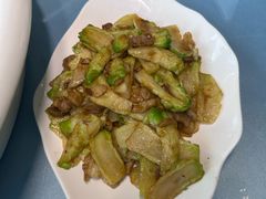 耳菜炒肉-大连湾旭日·家宴·海肠捞饭(马栏广场店)