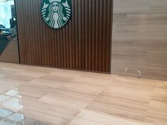 -星巴克(港汇1号办公楼店)