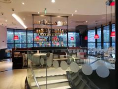 -必胜客(大坪英利店)