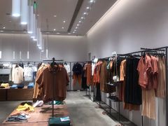 -URBAN REVIVO(西安Momopark店)