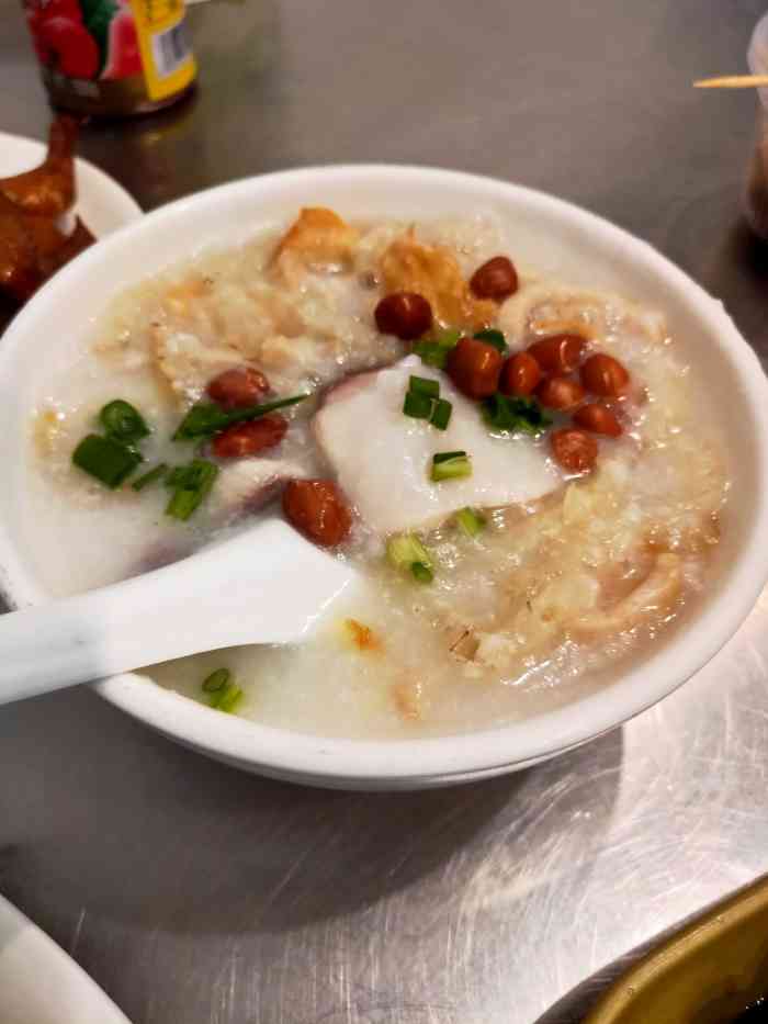 驰名猫记艇仔粥-"最喜欢星期一到星期五过来黄埔古港的猫记吃.