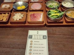 -银米·云南传统过桥米线(双廊黑金冠店)