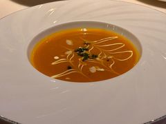 南瓜蒂王蟹杏仁汤-大八江景意大利西餐厅LargeEight Italy Restaurant(1862时尚艺术中心店)