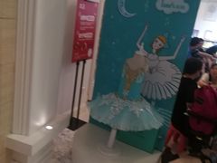 -Isee灰姑娘(龙湖狮山天街店)