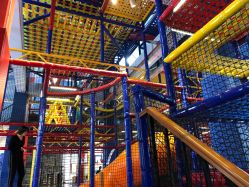 -动力星球家庭亲子游乐中心