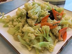 -宾朋海鲜饭庄(兴海路店)