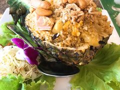 菠萝饭-光海鲜鱼翅餐厅(叻差拉披色路店)