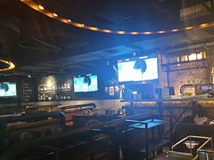 -麦凯伦烧烤·精酿超级工厂店(金桥总店)
