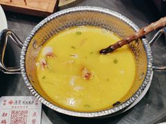 -江宴渔村·鱼鲜土菜(紫荆广场店)