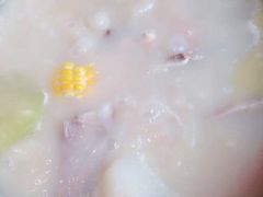 澳门鸡脚猪骨煲-官也街澳门火锅(新源里店)